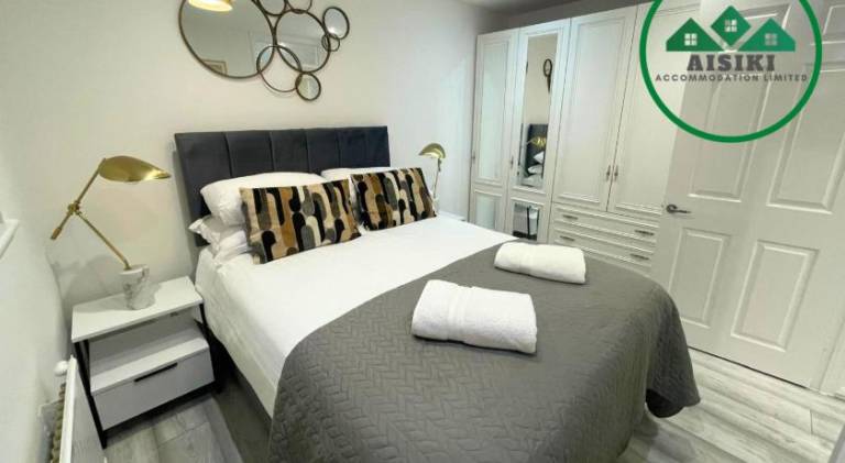Rental apartment with 3 rooms for 5 persons in Hayes