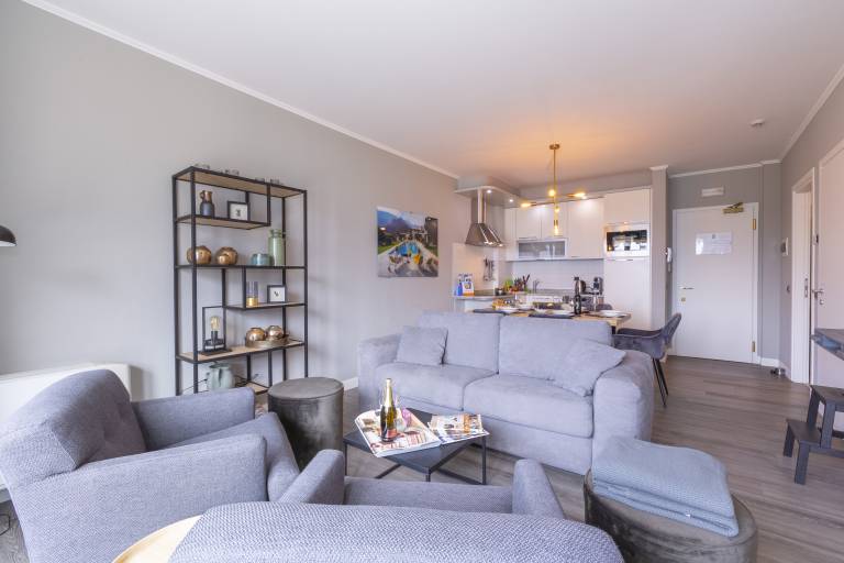 Holiday apartment with patio | Water view — photo 4