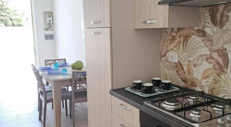 Holiday apartment with yard & terrace — photo 3