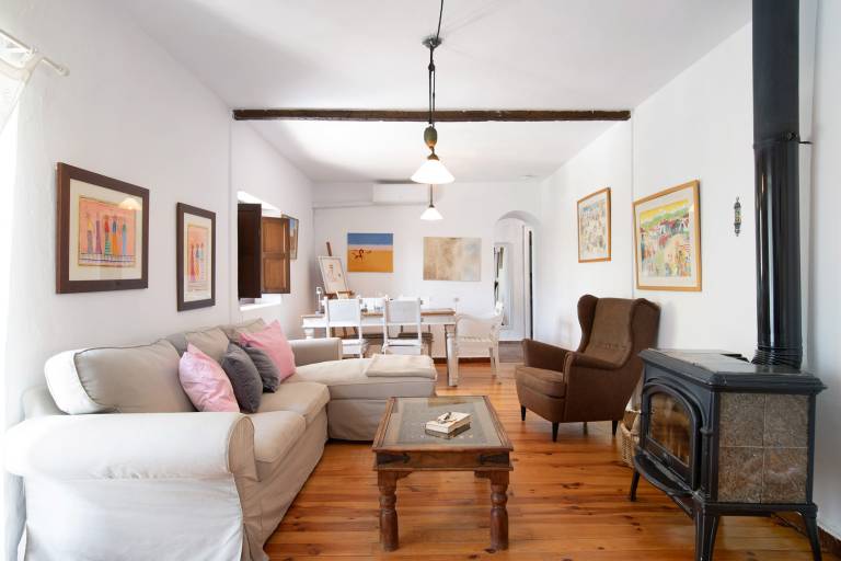 Cottage 'Casa De Los Pintores' with Private Pool, Wi-Fi and Air Conditioning — photo 2