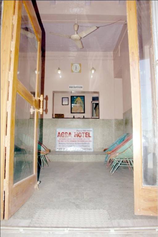 Goroomgo Agra Hotel Mathura — photo 3