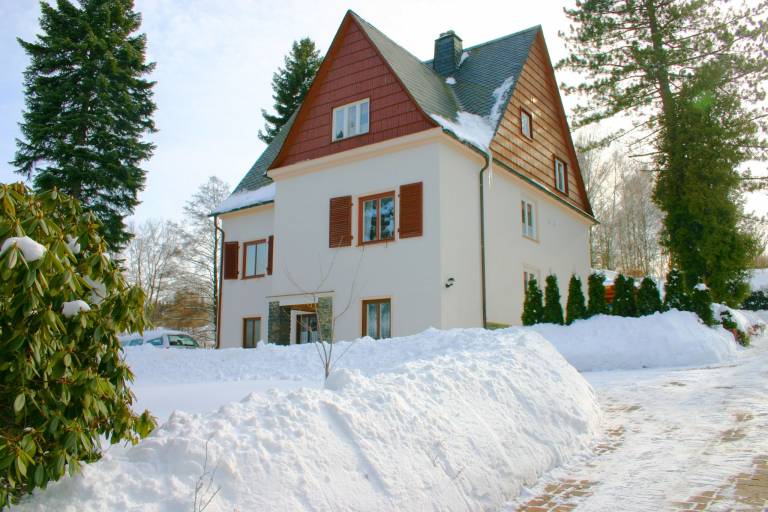 Rental apartment with pool, garden & barbeque | Nature view | Pets are welcome — photo 2