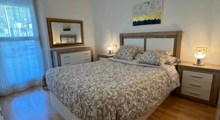 Holiday apartment with 2 rooms for 4 persons in Lleida