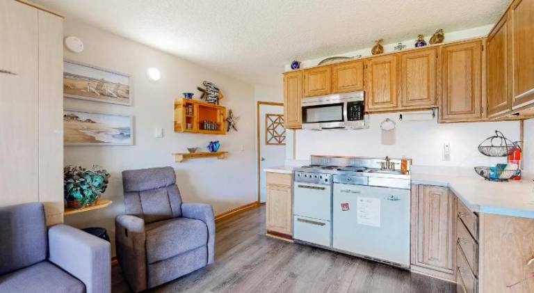 Charming vacation home | Beach nearby | Dogs allowed — photo 3