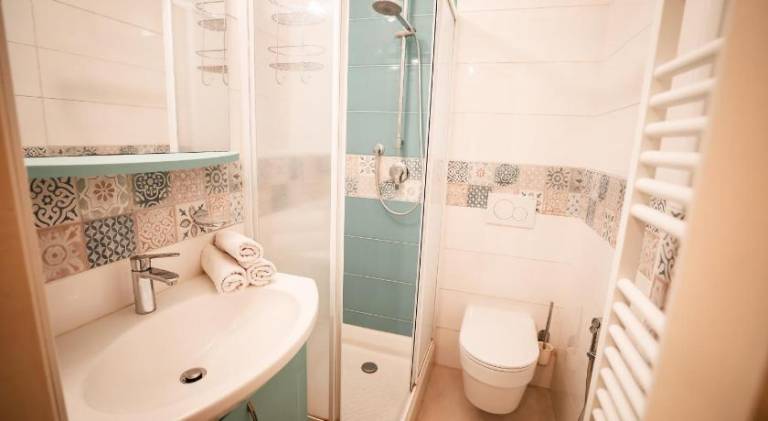 Nice house with yard, terrace & private pool | Pet-friendly — photo 2