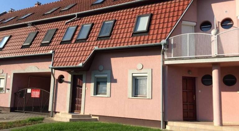 Apartament Harkány