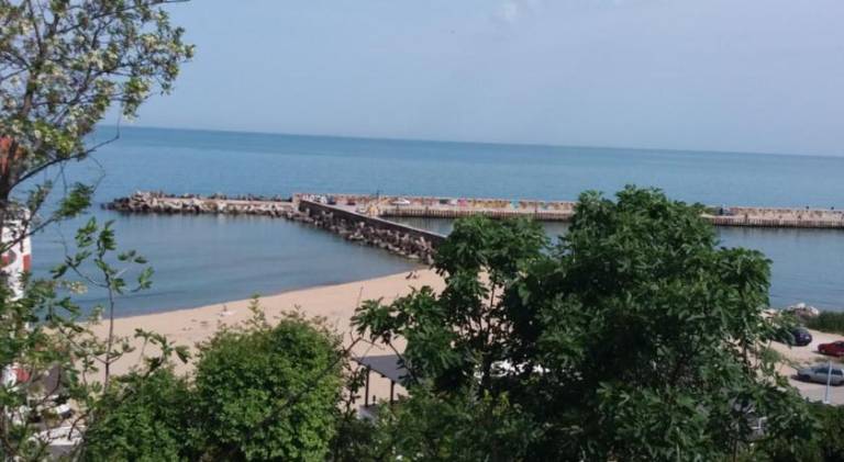 Ваканционни къщи'На брега' Holiday houses ON THE COAST in Golden Sands