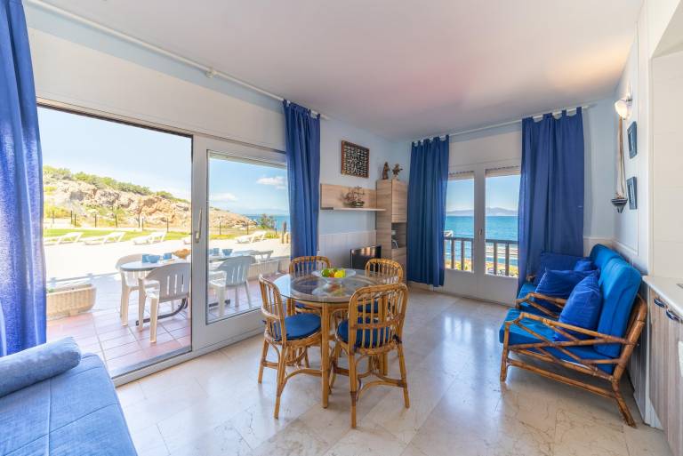 Beautiful apartment with terrace & pool | Beach nearby | Pets allowed — photo 4