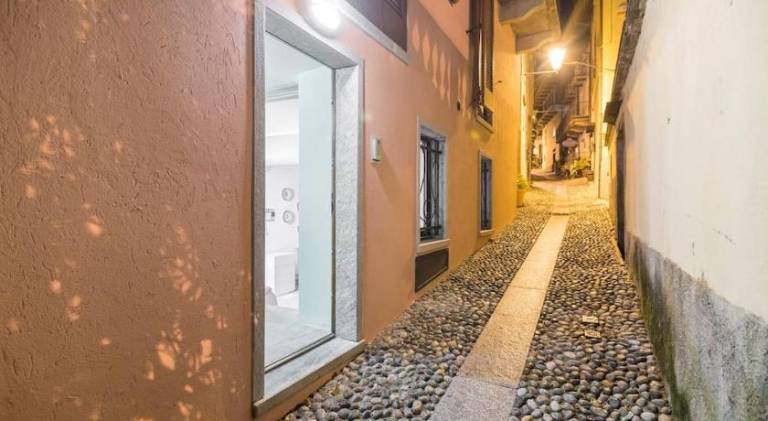 House with 2 rooms for 5 persons — photo 4