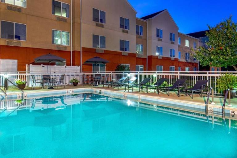 Fairfield by Marriott Inn & Suites Lancaster — photo 3