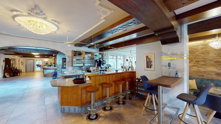Family-oriented holiday apartment with terrace, hot tub & garden | Lake view | Pet-friendly — photo 4