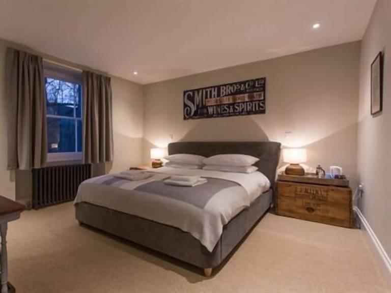 Accommodation Midsomer Norton
