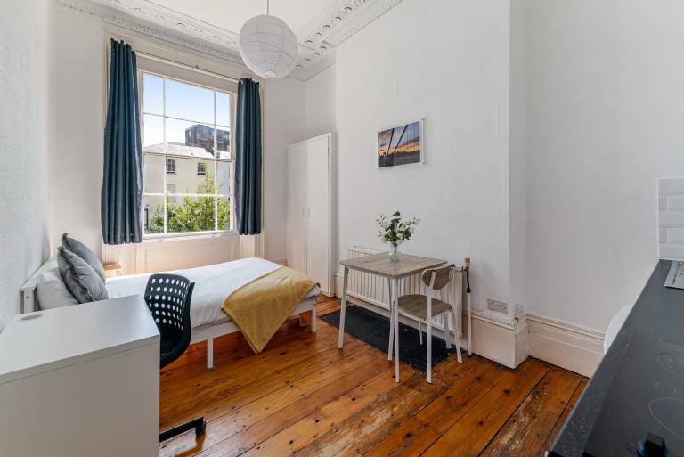 Apartment Bristol