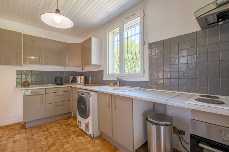 Family-oriented holiday apartment with terrace, pool & yard | Pets allowed — photo 3