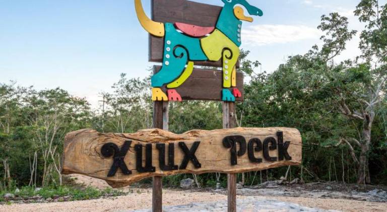 Xuux Peek by Tecnohotel in Valladolid