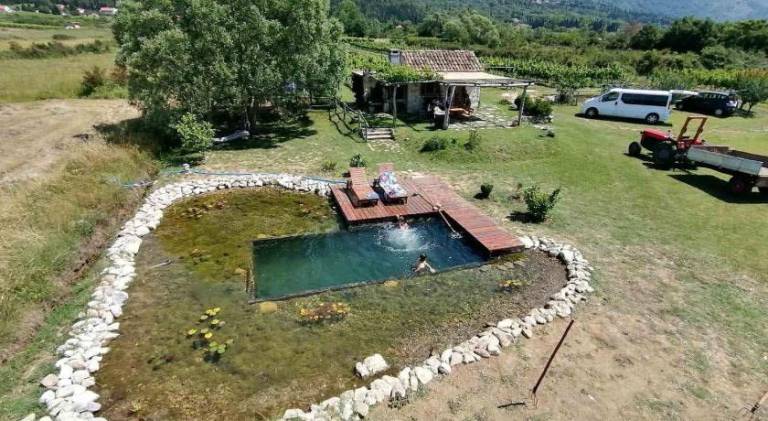 Wonderful lodge with private pool, BBQ & yard | Suitable for remote work | Pet-friendly — photo 2