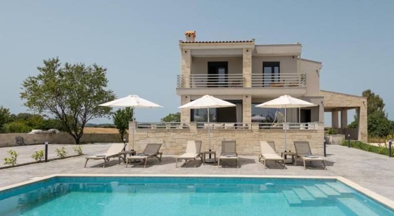 Black Lotus Pool Villa, Afitos FeelsLikeHome — photo 2