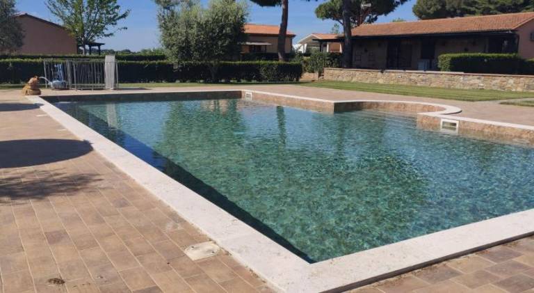 Farm with yard, terrace & pool — photo 3