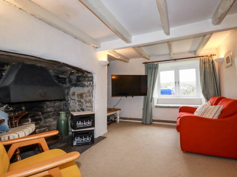 Child-friendly cottage with yard | Beach view | Pet-friendly — photo 4