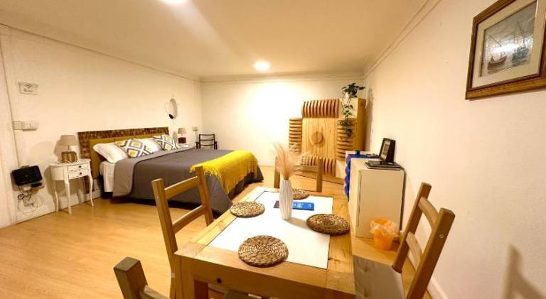 House | Next to Piazza del Plebiscito in Naples