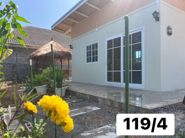 Bungalow with 1 room for 3 persons in Sam Roi Yot