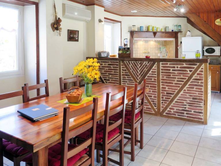 Vacation home with patio, yard & private pool | Nature view — photo 3