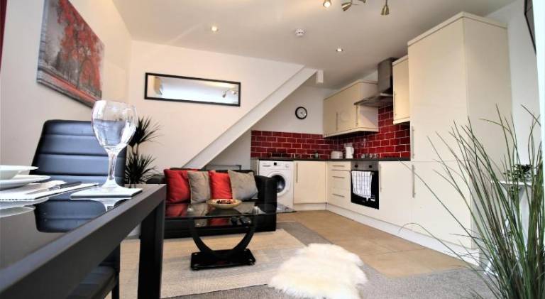 Holiday apartment | Next to National Museum Cardiff in Cardiff