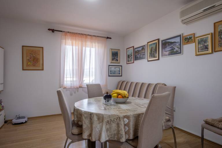 Apartment with patio & barbecue | Sea view | Next to the beach | Pets allowed — photo 5