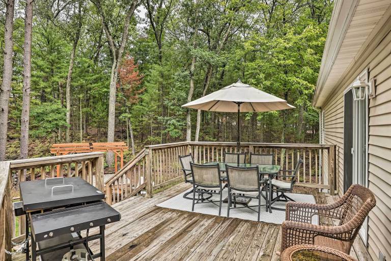 Pentwater, MI Vacation Rentals from $100