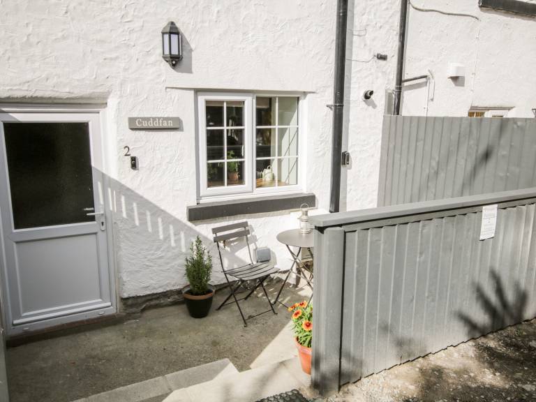Charming cottage with garden & patio | Pets are welcome — photo 2