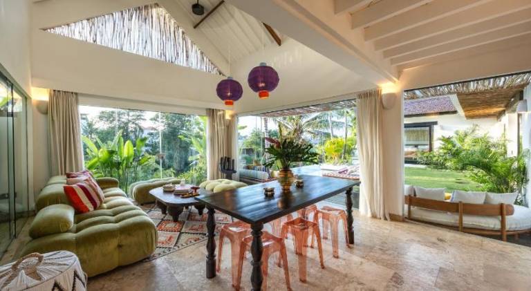 Child-friendly pleasant villa with patio, private pool & garden | Pets allowed — photo 4