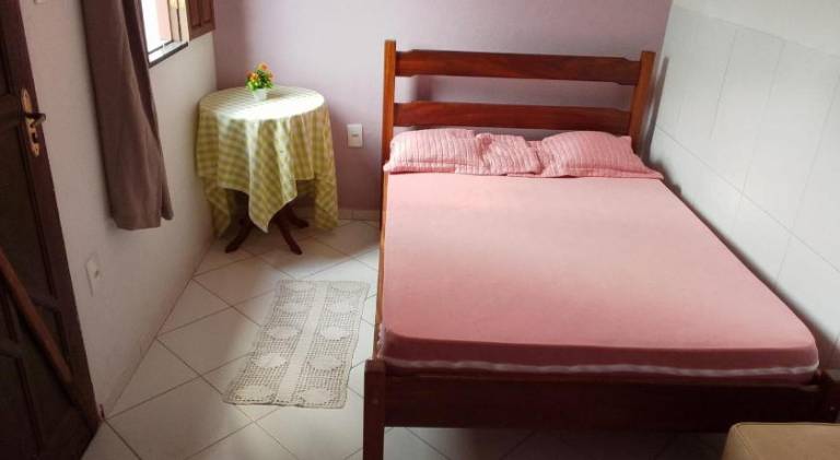 Casa Rosa da Ilha Suite Confortavel com Ventilador e Jardim