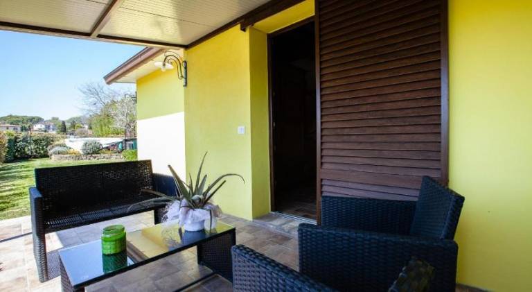 Pleasant apartment with garden, BBQ & private pool | Pet-friendly — photo 5