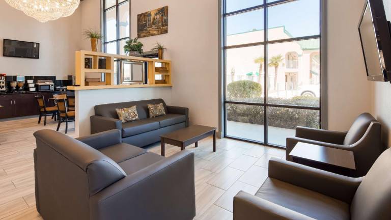 SureStay Plus by Best Western Hammond — photo 2