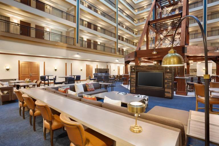 Embassy Suites by Hilton Denver International Airport — photo 4