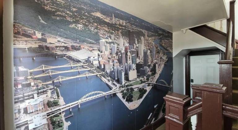 2 BR - Off Street Parking - Amazing View Nearby — photo 3