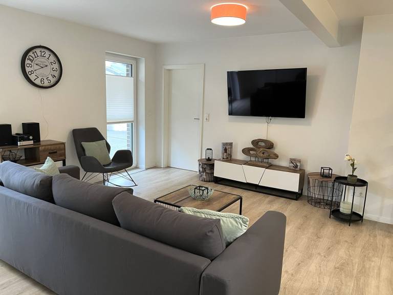 Exklusive 3- Raum- Ferienwohnung im EG in 1A Lage in Büsum. Nur 100m zur Nordsee. — photo 5