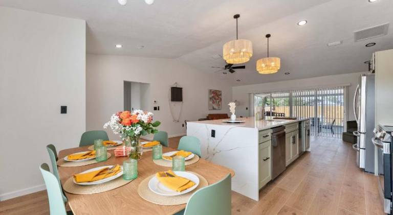 Beautiful vacation home | Pets are welcome in Bradenton, FL