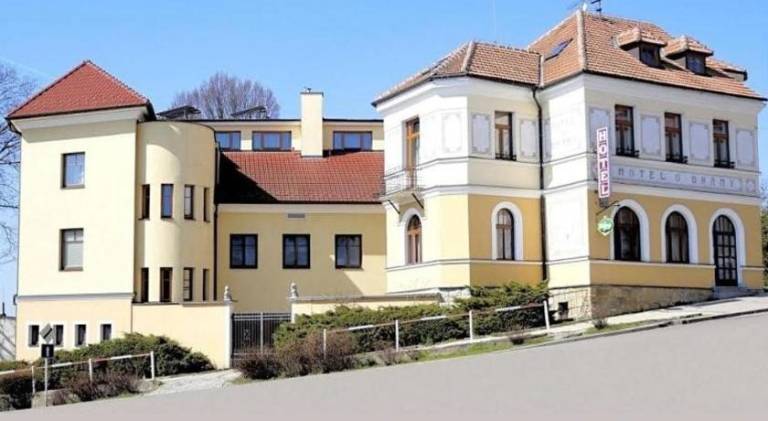 Hotel U Brany in Zlin