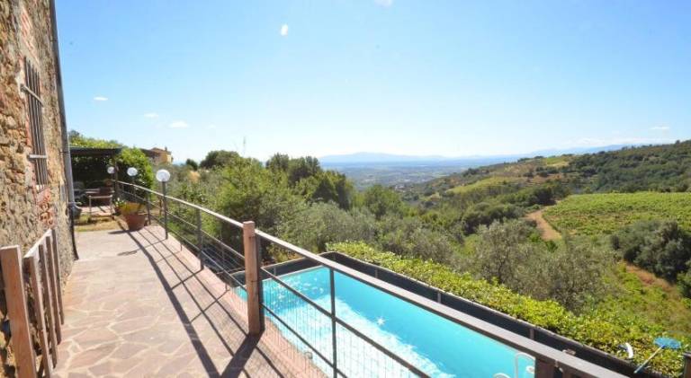 Pleasant vacation home with pool | Pets are welcome — photo 3