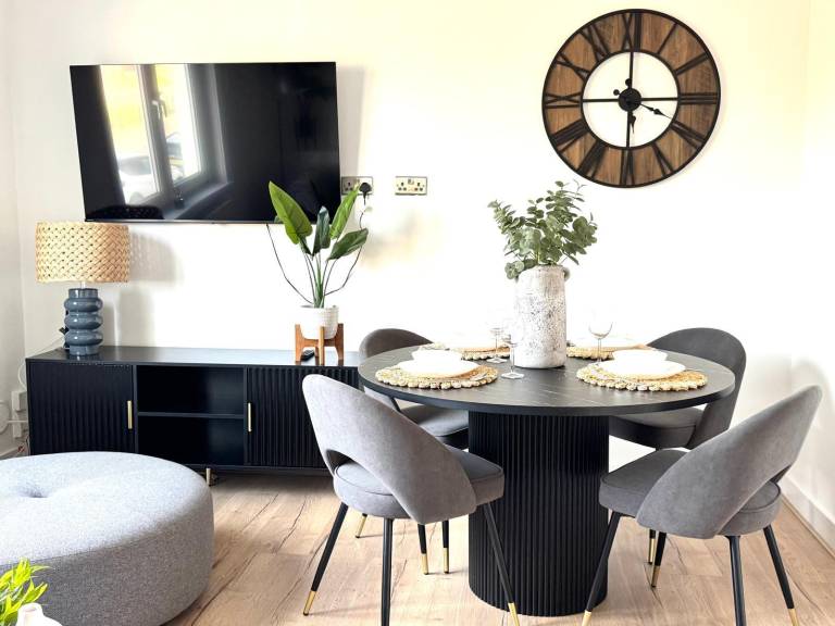 Rental apartment with yard | Pet-friendly — photo 2