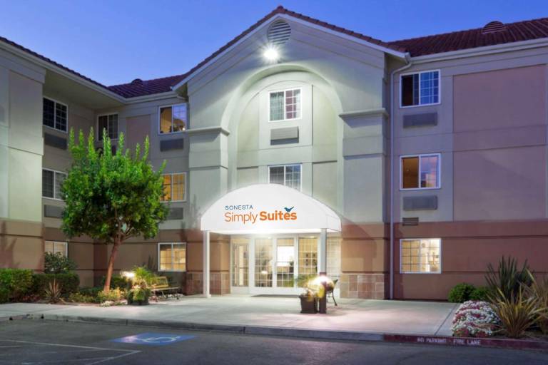 Sonesta Simply Suites Silicon Valley Santa Clara in Santa Clara, CA