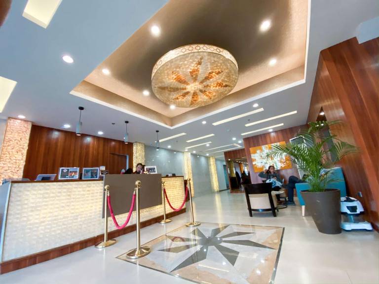 L Meridian Suites