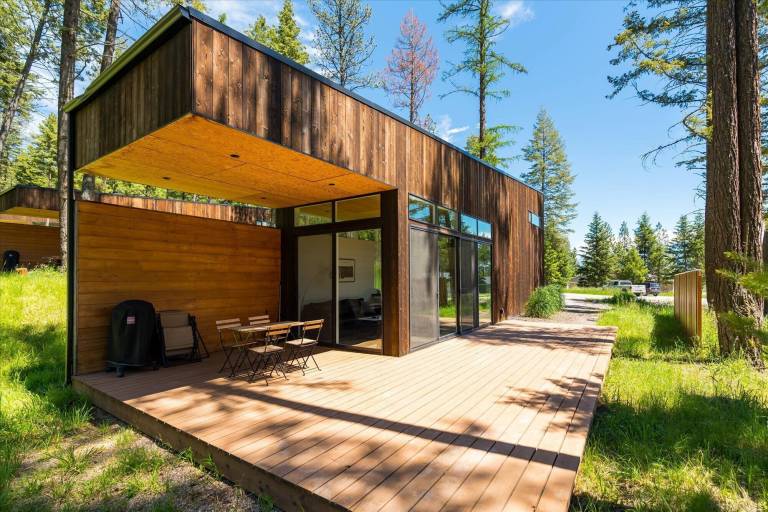 Cabin Lakeside