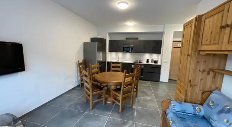 Apartment with 2 rooms for 5 persons — photo 3