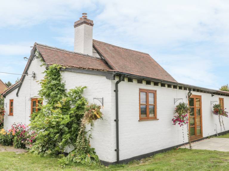 Little Pound House