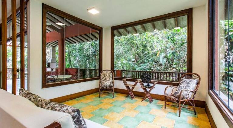 Charming vacation home | Next to the beach | Pet-friendly in Guarujá
