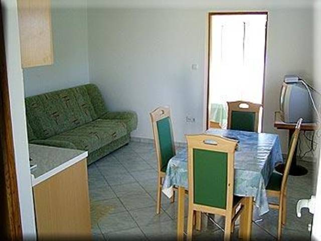 Holiday apartment with grill & terrace — photo 3