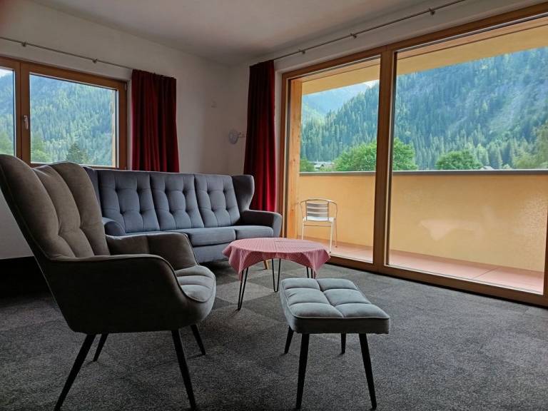 Ferienwohnung mit Hund in Haldensee, 