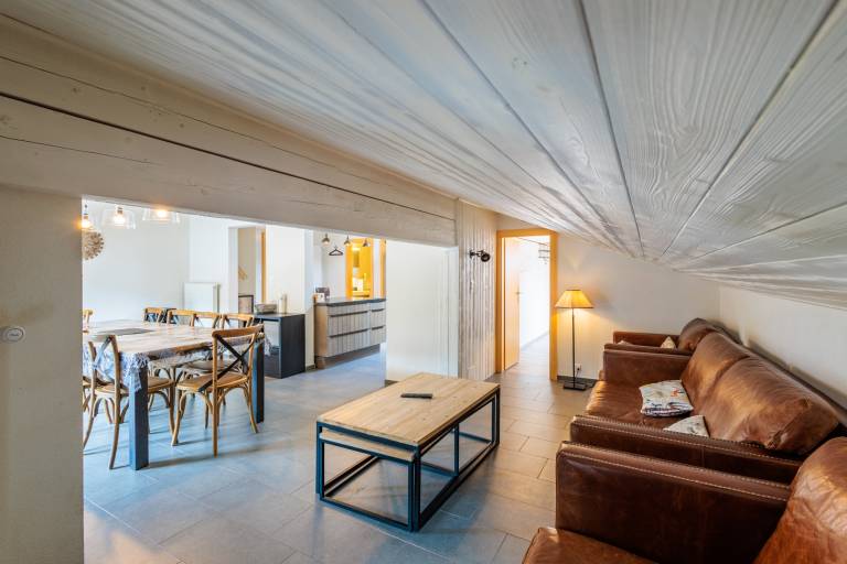 Apartment with 5 rooms for 10 persons — photo 3